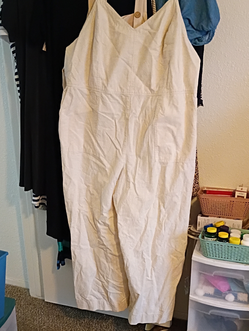 Universal Thread Cream V-Neck Wide-Leg Jumpsuit